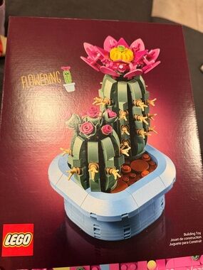 LEGO Pink & Green Flowering Cactus with Light Blue Planter